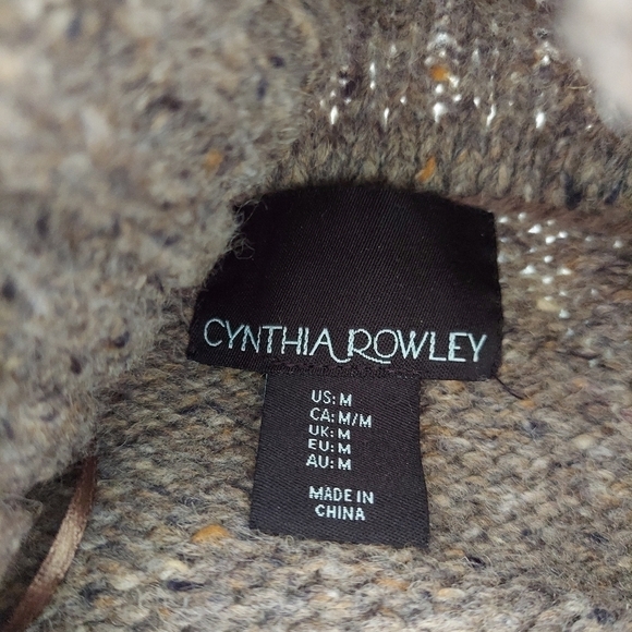 Cynthia Rowley Wool Blend Cowl-Neck Sweater Kangaroo Pockets Rounded Hem Tunic M - Picture 13 of 14